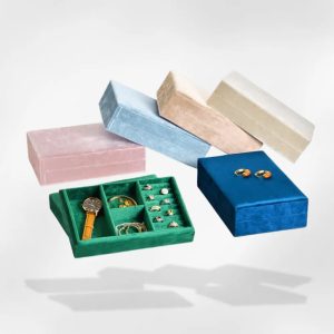 boîte à bijoux en velours