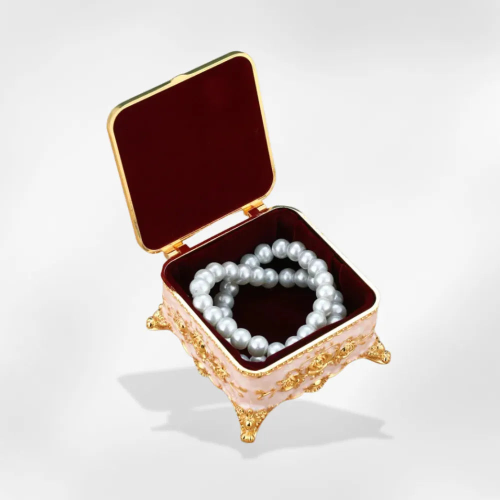 boîte à bijoux en laiton