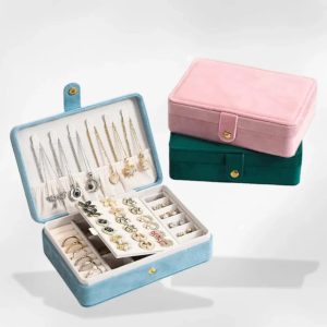 boîte à bijoux en velours